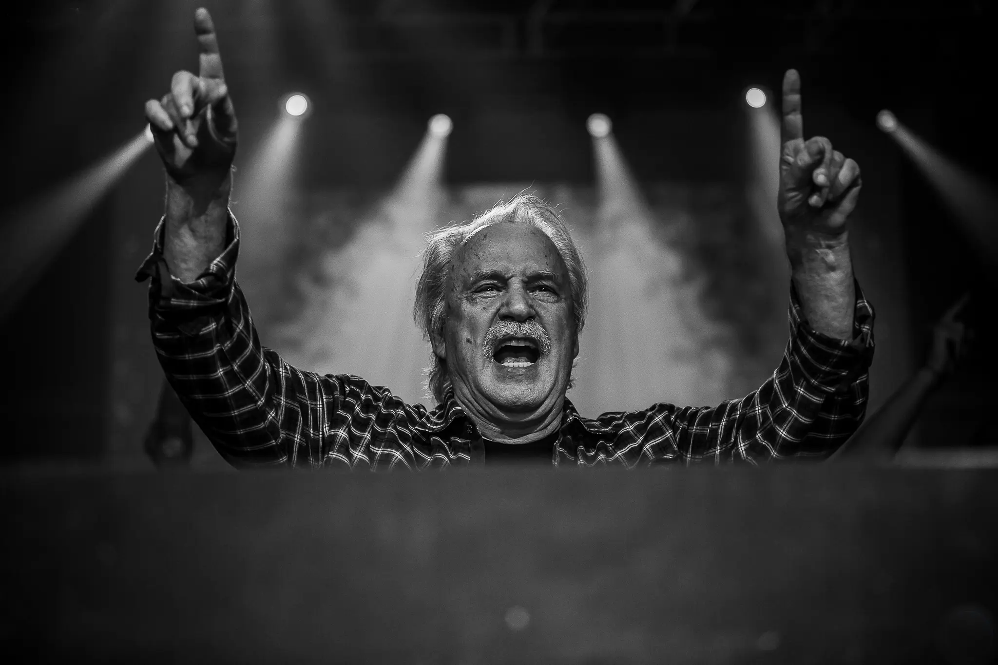 live moroder a Milano, scatto realizzato dal fotografo di eventi bruno garreffa