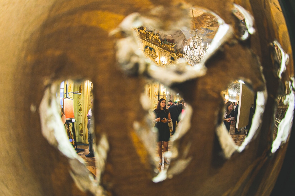 scatto di un'opera d'arte a palazzo clerici realizzata dal fotografo eventi milano bruno garreffa