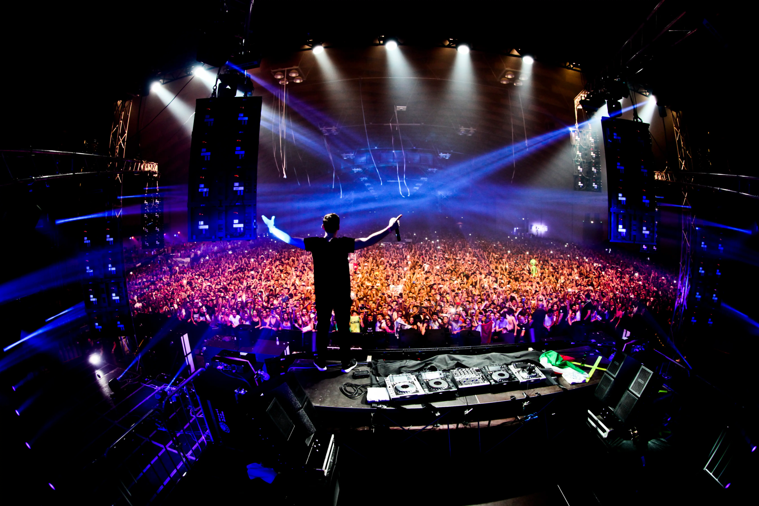 foto live hardwell a rimini scattata dal fotografo eventi bruno garreffa