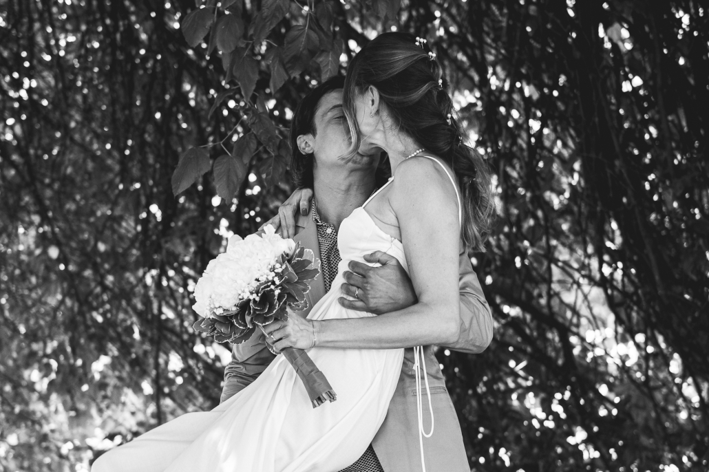 foto sposi dopo la cerimonio civile a villa litta milano scattata dal fotografo per matrimonio bruno garreffa